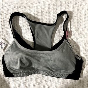 Vitesse Athletics Sports Bra padded